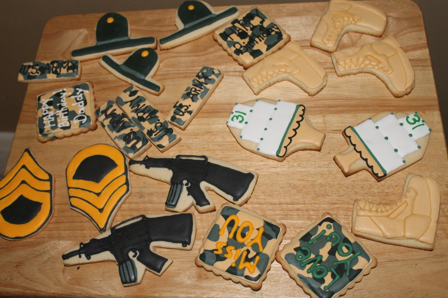 Army Cookies One Dozen (12) - Ladybug bake shop