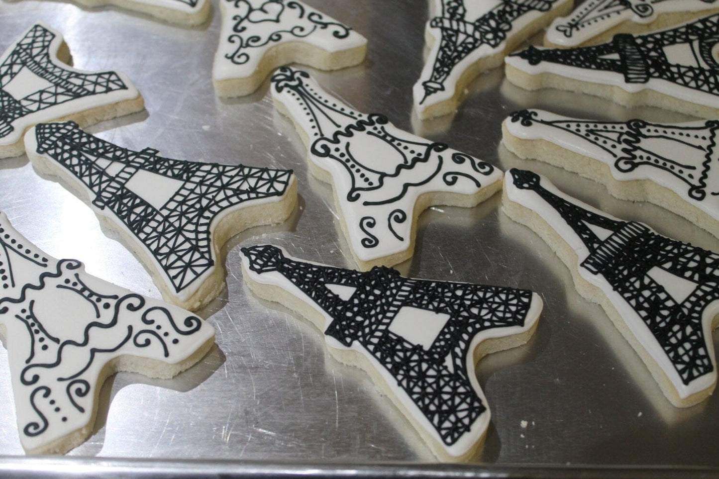 eiffel tower cookies  One Dozen (12) - Ladybug bake shop