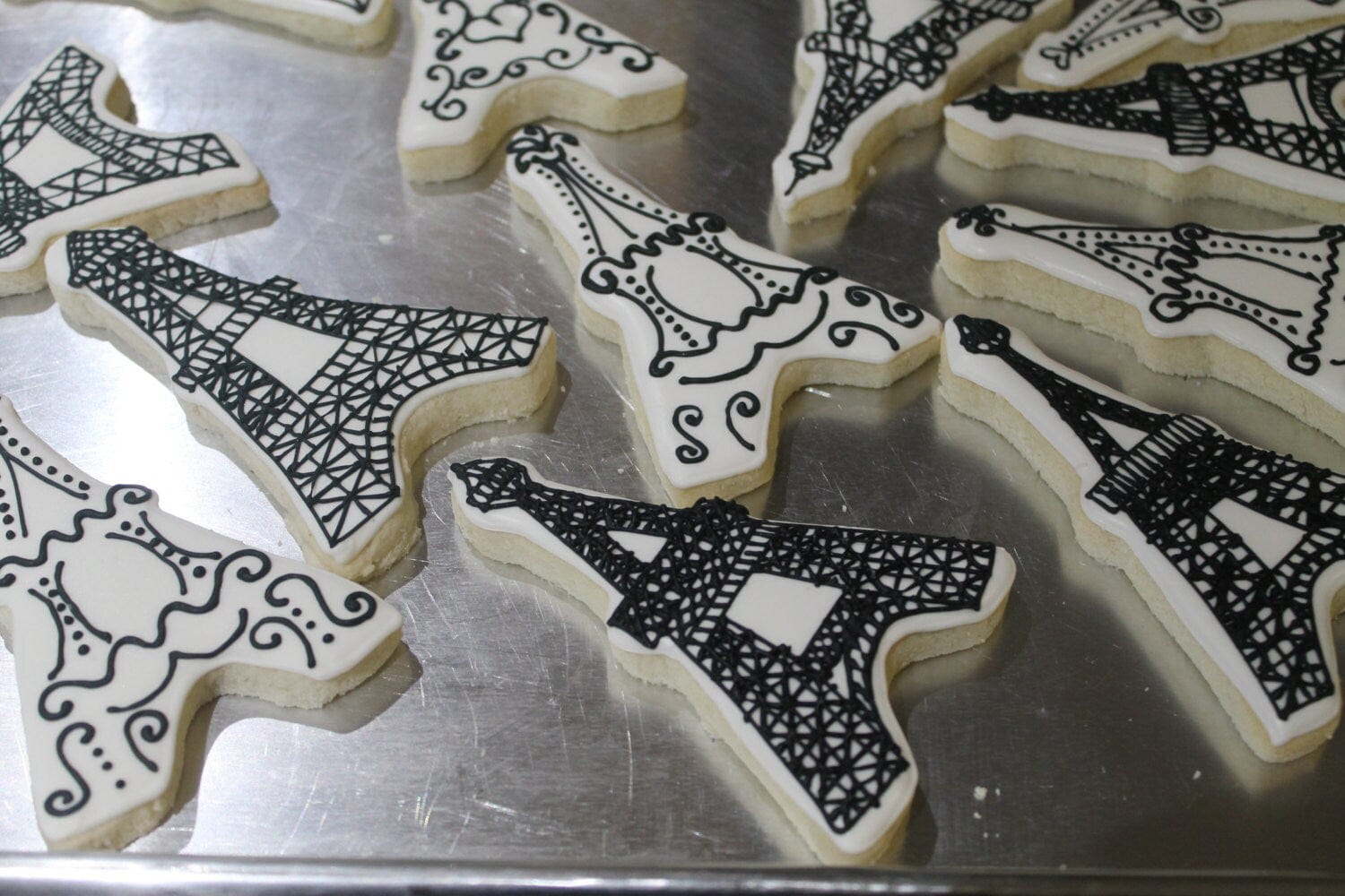 eiffel tower cookies  One Dozen (12) - Ladybug bake shop