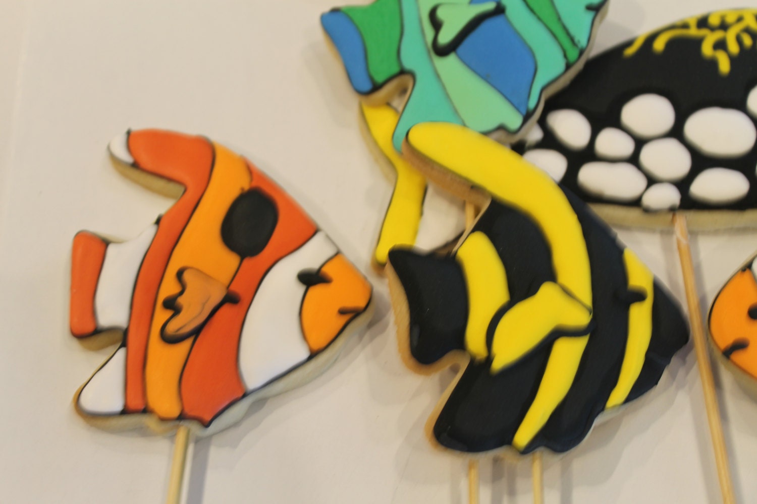tropical fish cookies One Dozen (12) - Ladybug bake shop