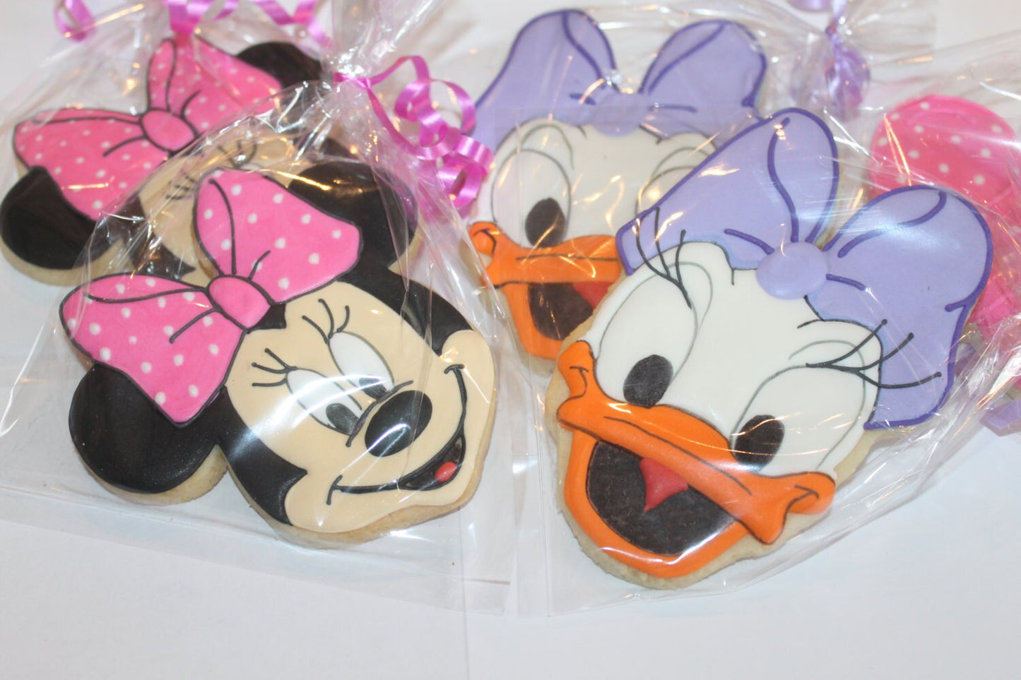 Minnie and Daisy Cookies (Inspired by Minnies Bowtique)  One Dozen 12 - Ladybug bake shop