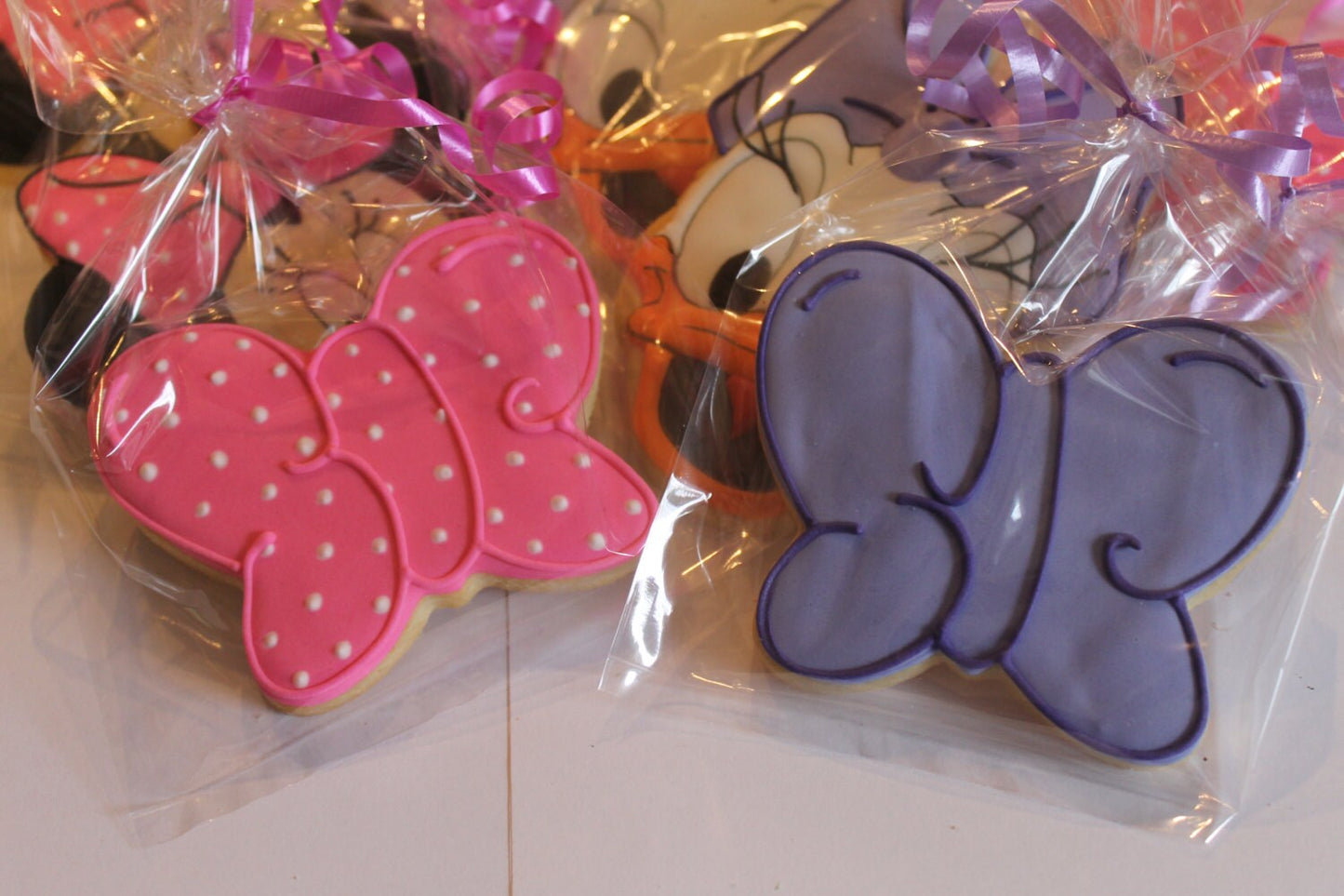 Minnie and Daisy Cookies (Inspired by Minnies Bowtique)  One Dozen 12 - Ladybug bake shop